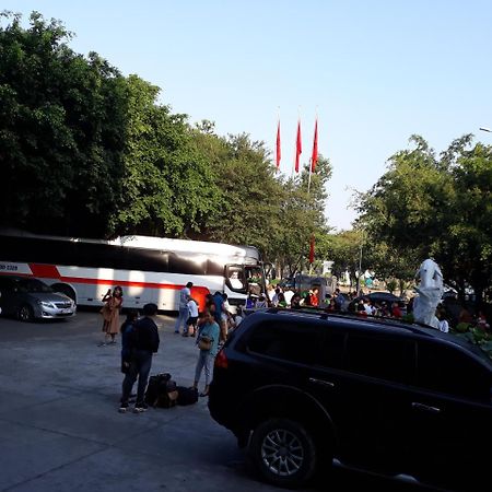 โรงแรมฮวงเซน Cao Lanh ภายนอก รูปภาพ