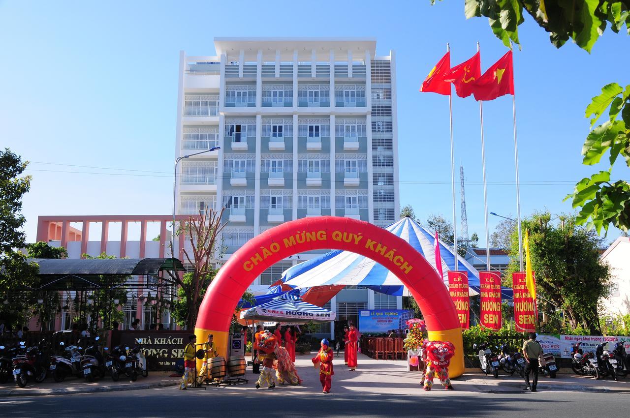โรงแรมฮวงเซน Cao Lanh ภายนอก รูปภาพ
